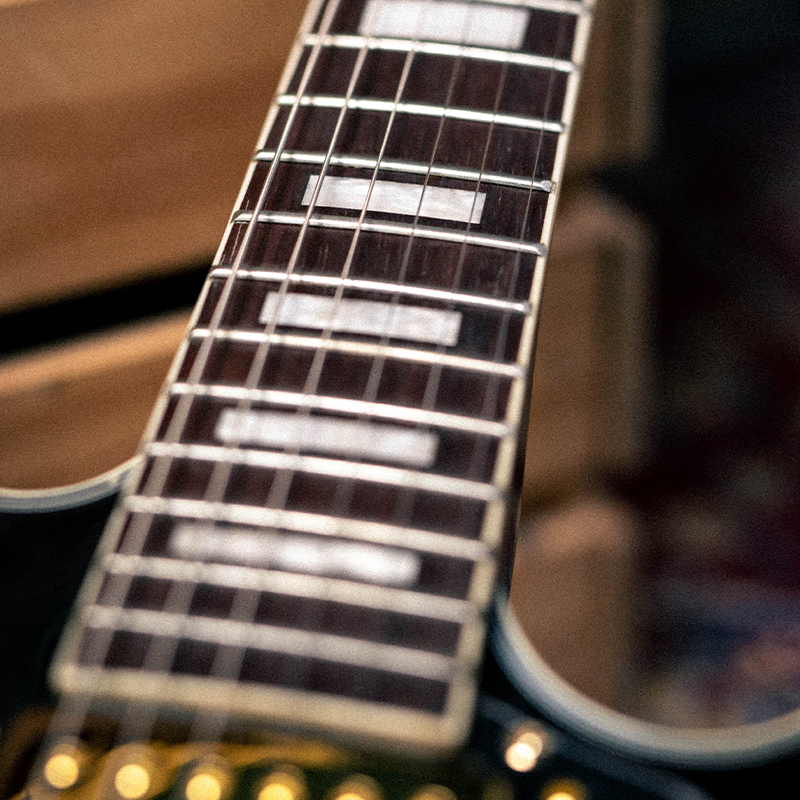 Vintage VSA500 ReIssued Semi Acoustic Guitar [Gloss Black]