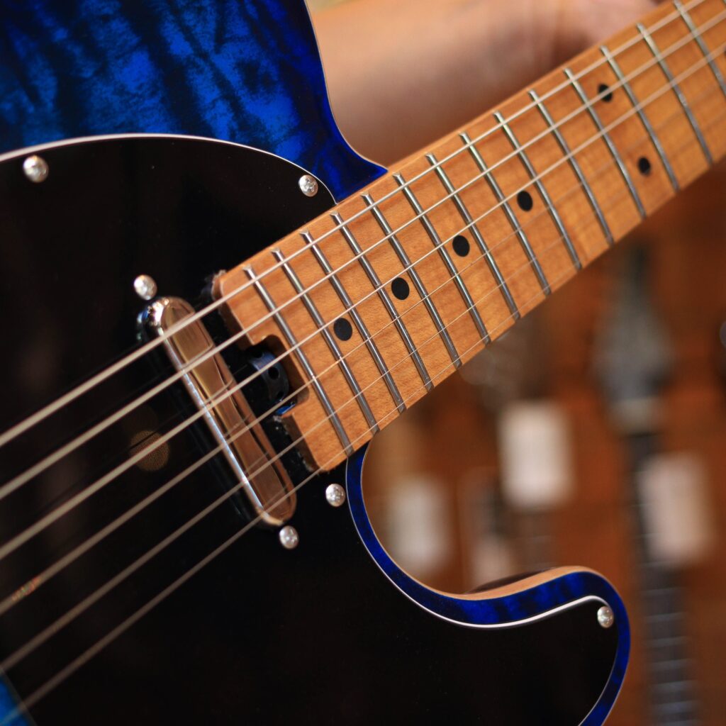 Soloking MT-3 Custom Quilted Maple Top Blue Burst