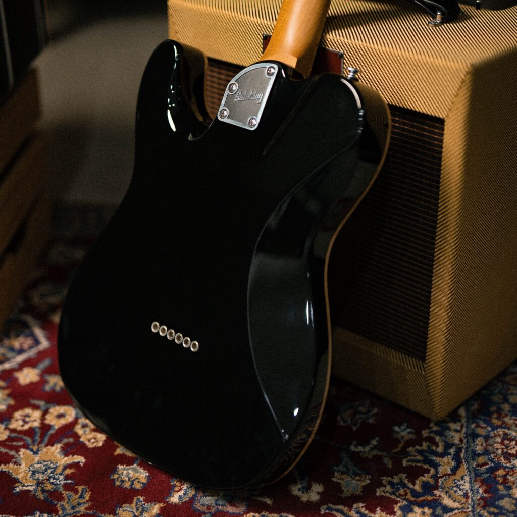 Soloking MT-3 Custom Quilted Maple FB Black Burst