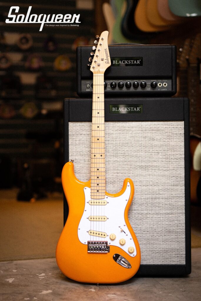 Soloqueen Stratocaster SSS Maple FB Orange Capri