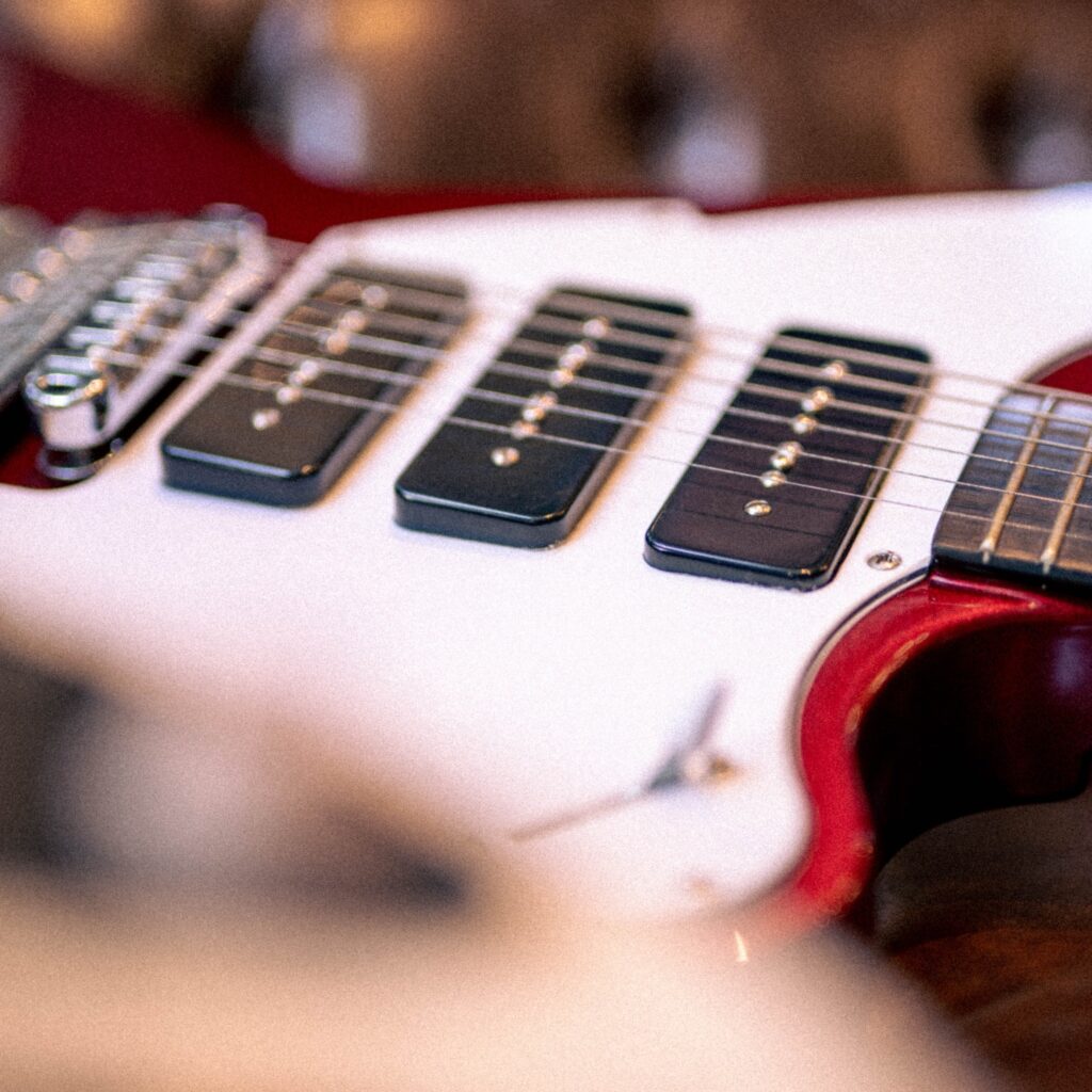 Fret King Black Label Esprit III [Candy Apple Red]