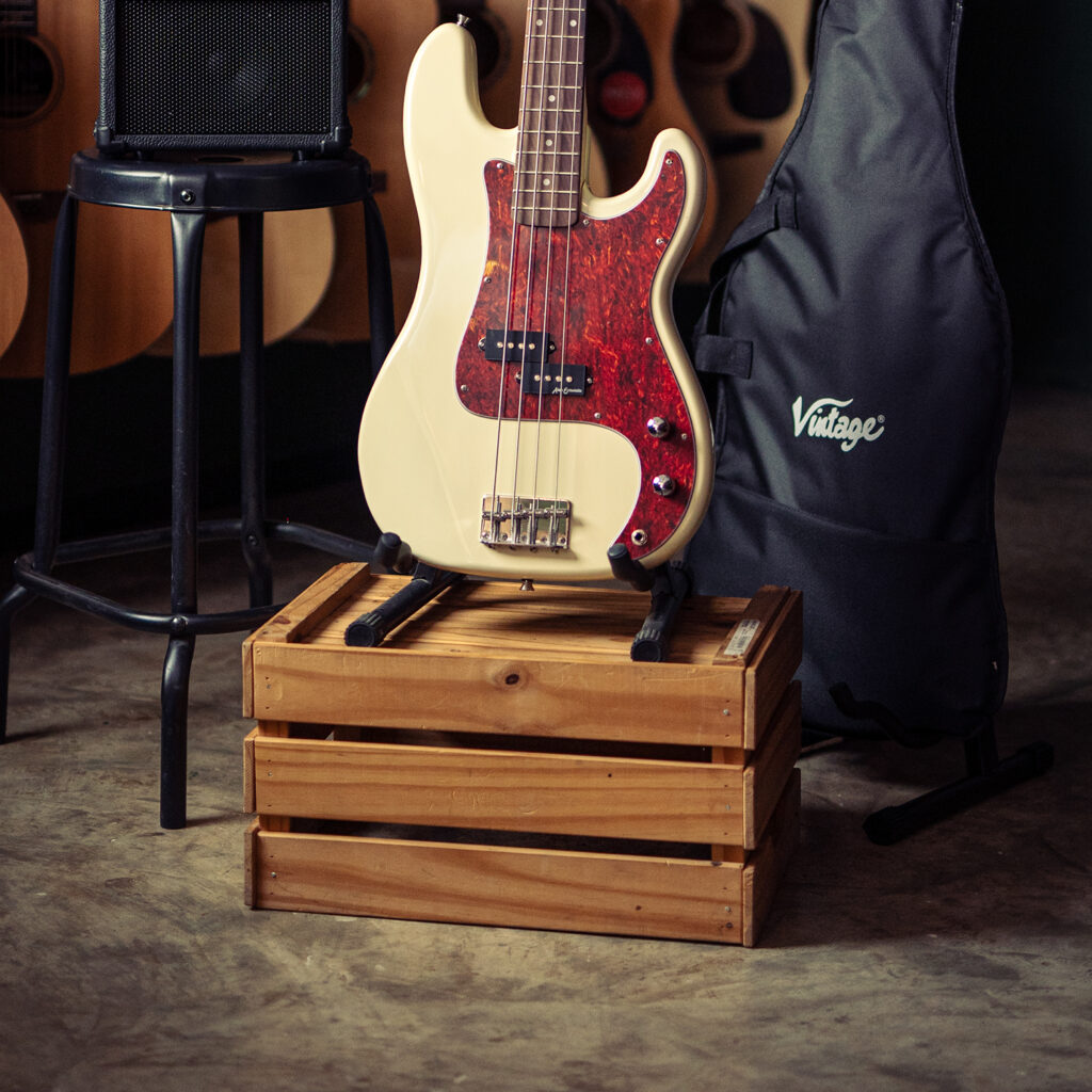Vintage V40 Coaster Series Bass Guitar Pack