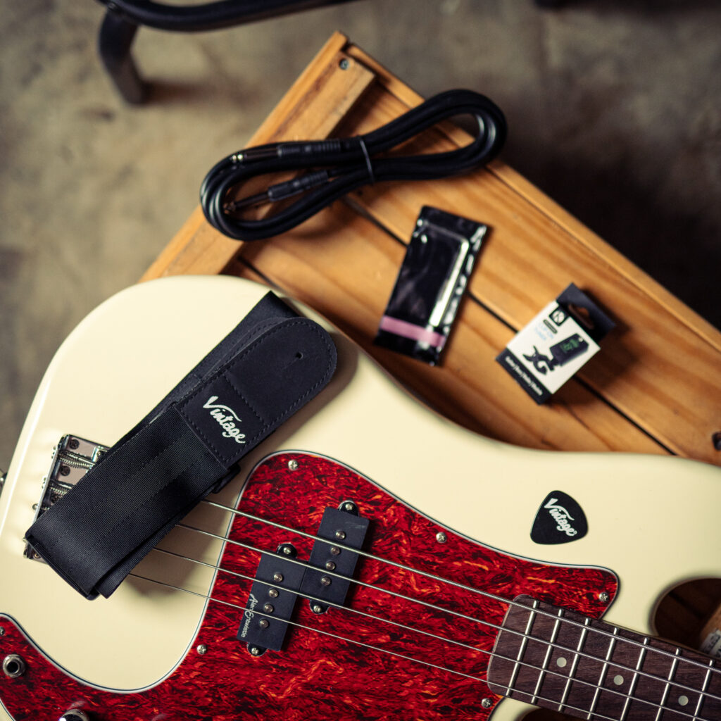 Vintage V40 Coaster Series Bass Guitar Pack