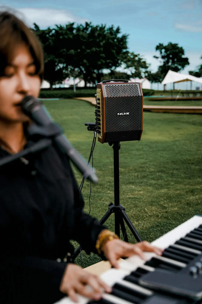 NUX SA-100 Acoustic Amplifier แอมป์กีตาร์โปร่งพกพา