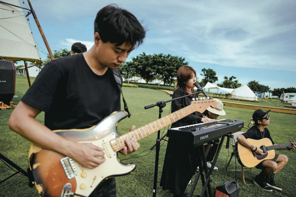 NUX SA-100 Acoustic Amplifier แอมป์กีตาร์โปร่งพกพา