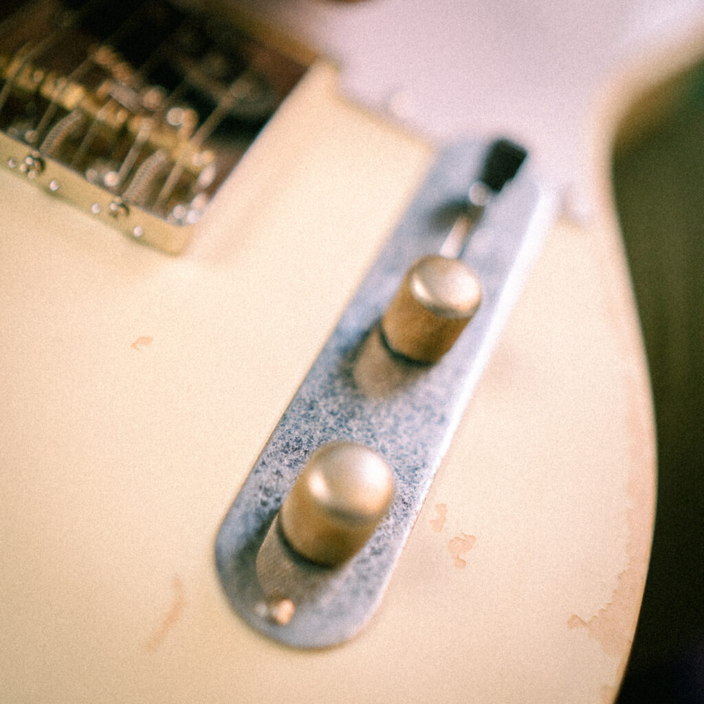 Vintage V62 ICON Series