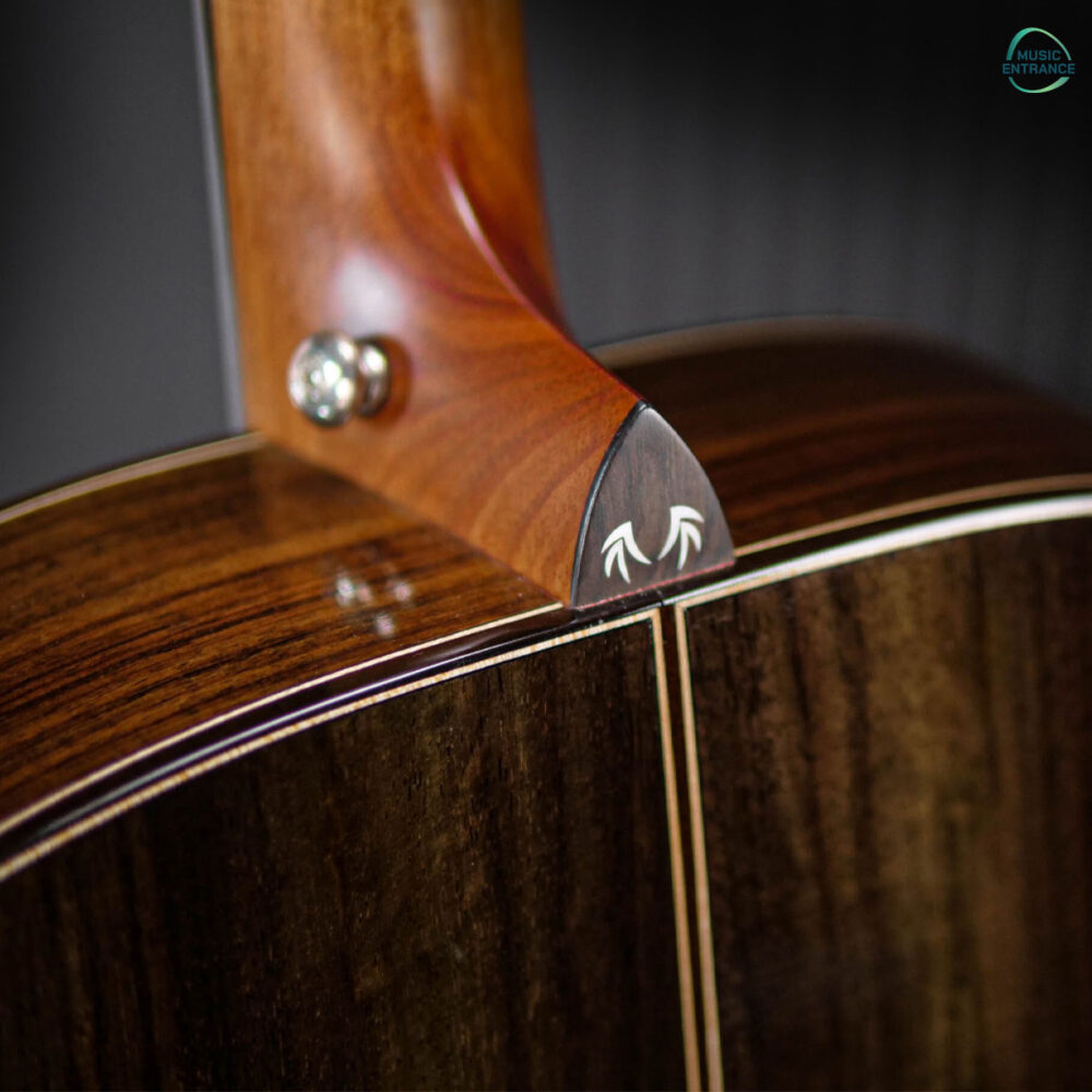 St. Matthew D-4 Modern Deluxe