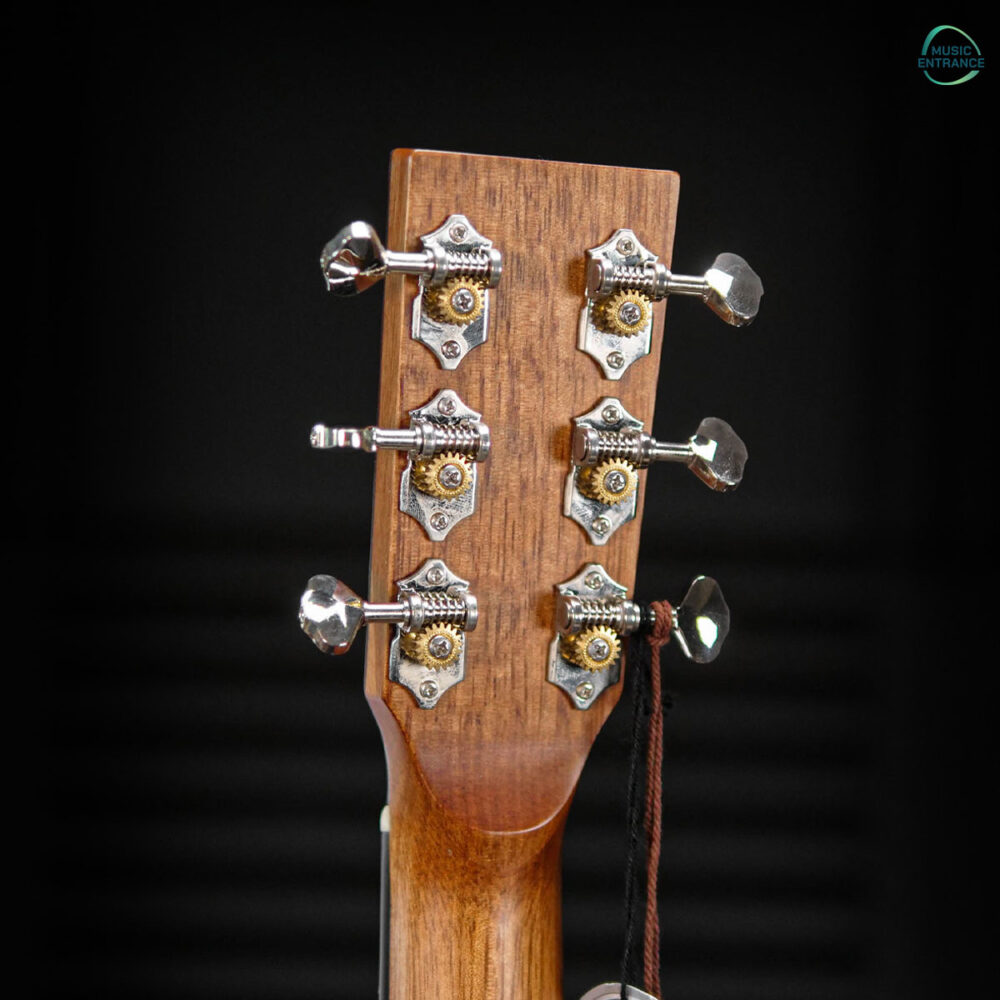 St. Matthew D-4 Modern Deluxe