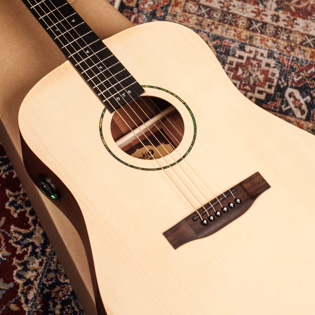 Kazuki Mars Series D1 OS-1 GEN 2 กีตาร์โปร่งไฟฟ้า