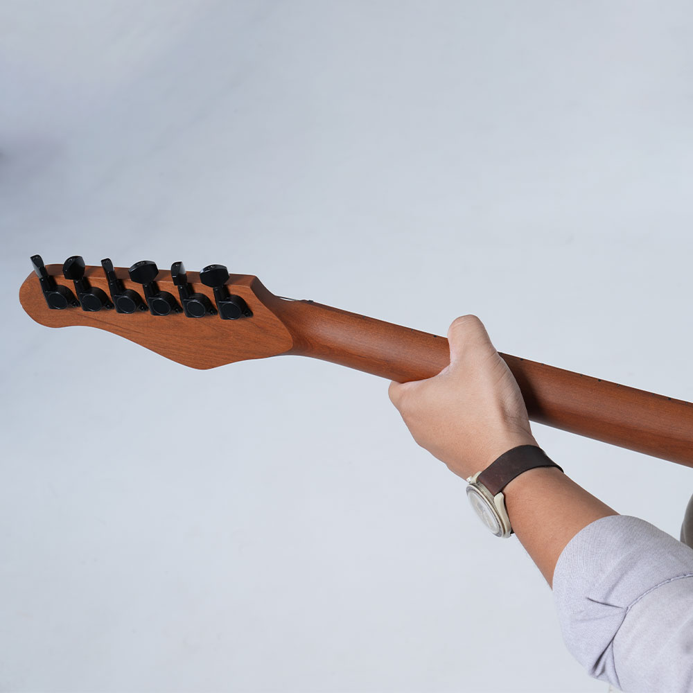 Kazuki Modern Cut Black Concept Series TL