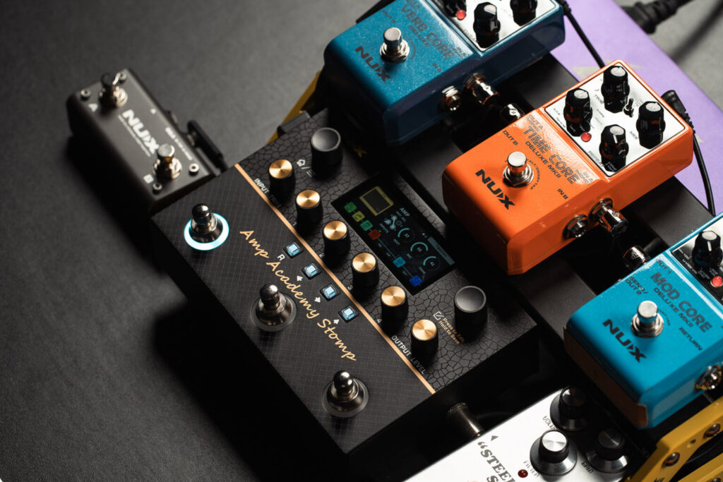 NUX Amp Academy Stomp Multi Effects แอมป์ซิมมัลติเอฟเฟกต์กีตาร์