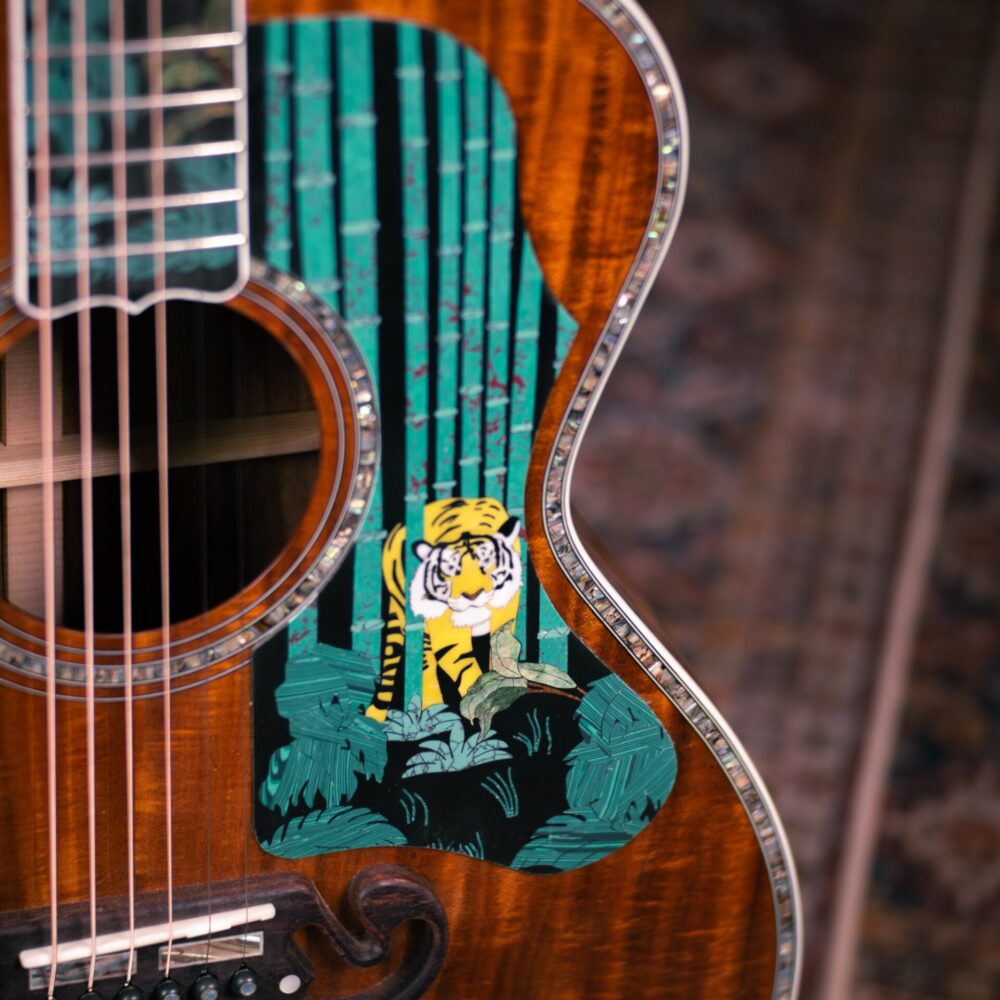 Kazuki Custom Shop Master Collection The Jungle Tiger กีตาร์ไฟฟ้า Limited Edition
